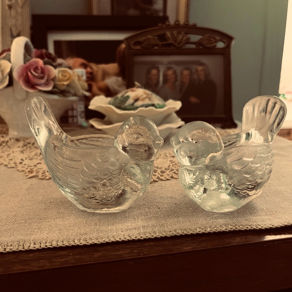 Pair of sweet glass bird candle holders